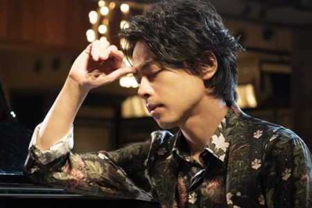 中川晃教